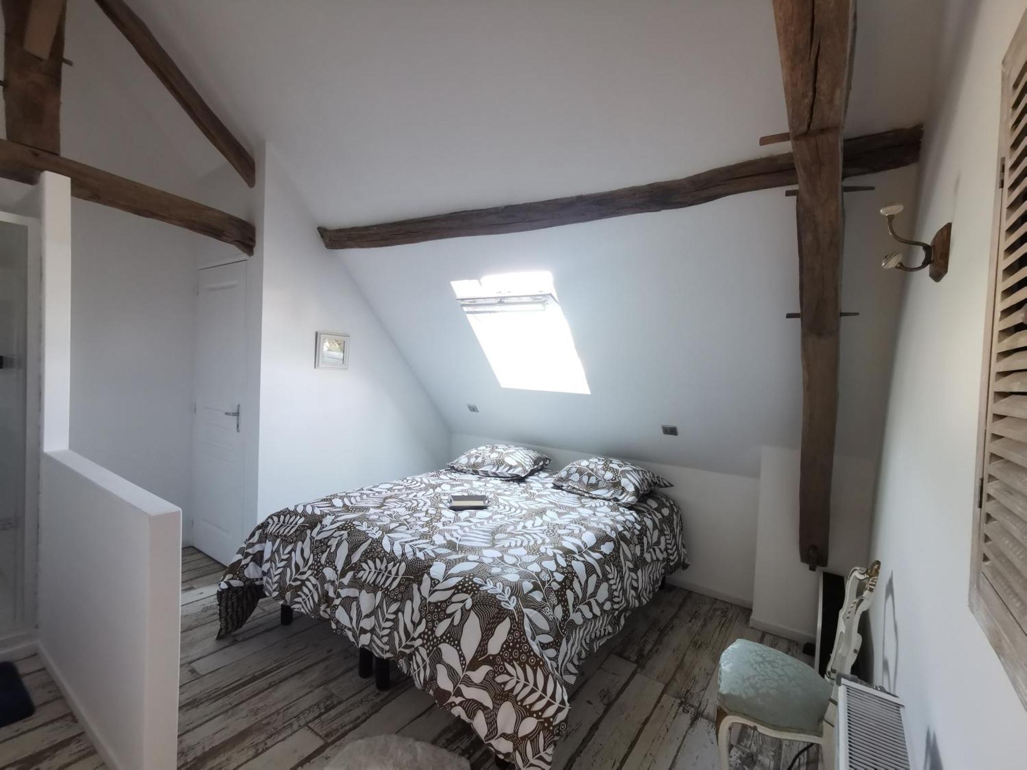 Bed and Breakfast Le P'Tit Coin Dans Les Vignes Restigne Экстерьер фото